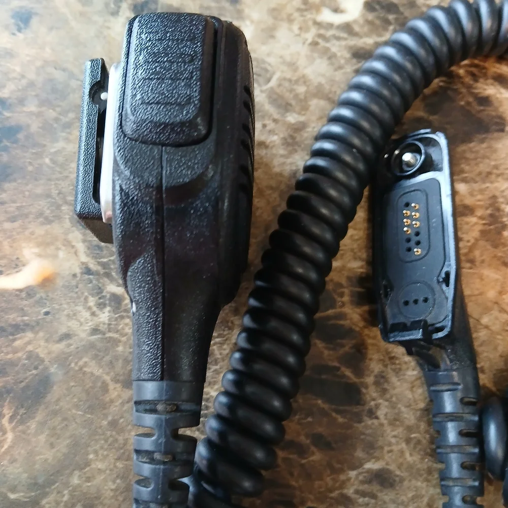 Impact remote speaker micThe Impact remote speaker mic is a compatible accesso